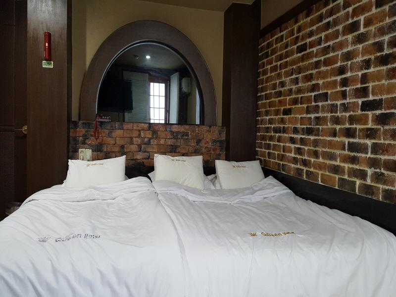 Hotel Queen Пусан Экстерьер фото