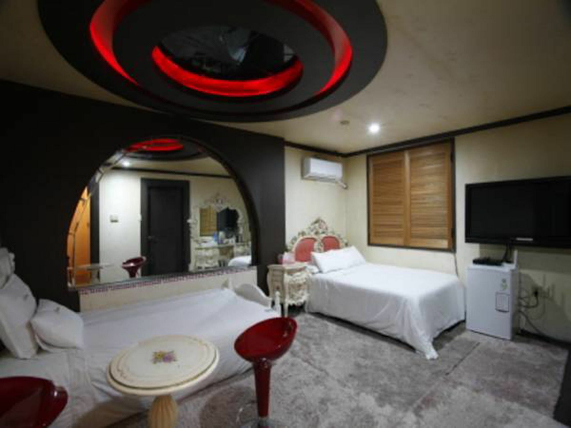Hotel Queen Пусан Экстерьер фото